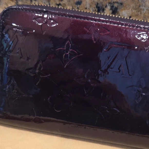 Louis Vuitton Dark Purple Vernis Zippy Wallet - Picture 5 of 17